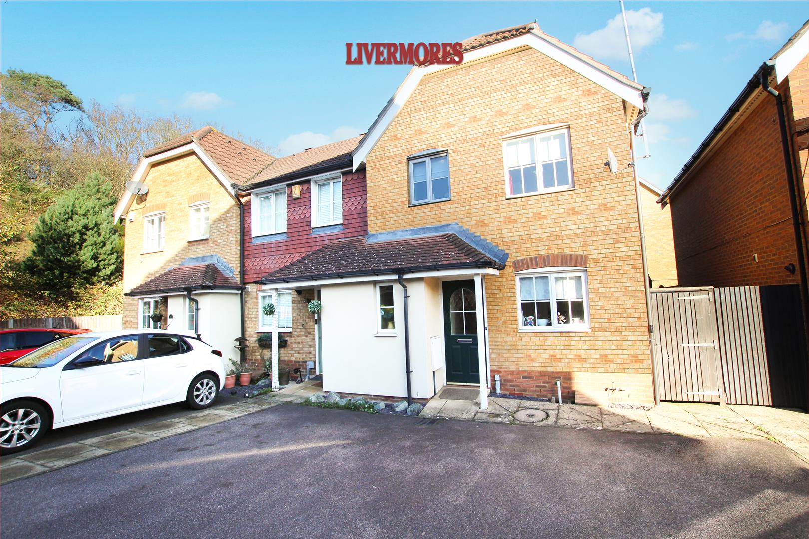 Bascombe Grove, Braeburn Park, Crayford